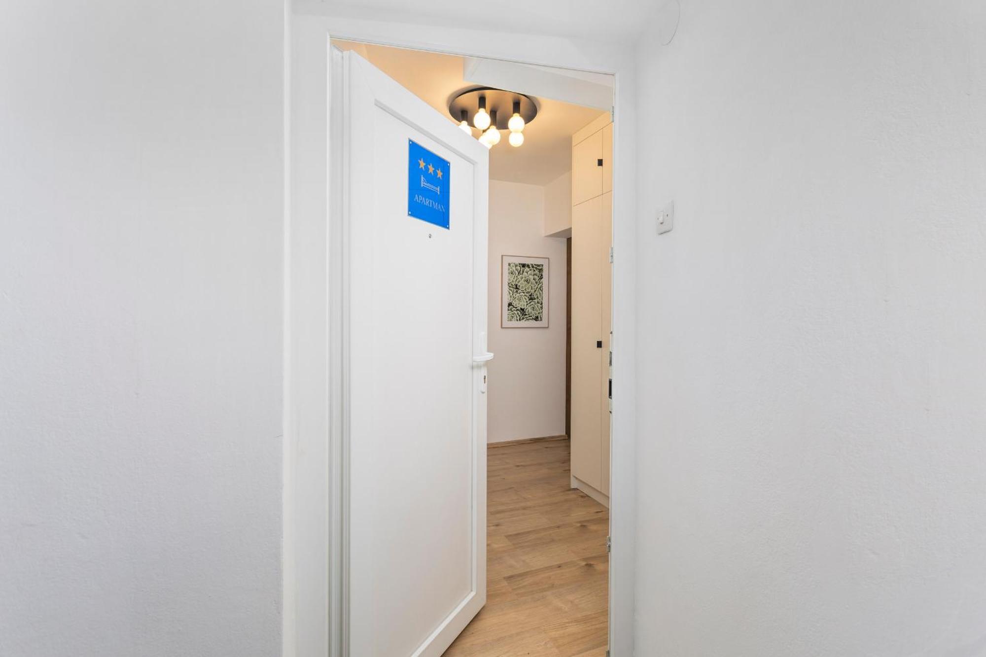 Brand New Apartment Close To The Beach, City Center And University Of Rijeka - Apartment Karlo Exterior foto